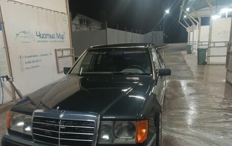 Mercedes-Benz E-Класс, 1992 год, 300 000 рублей, 2 фотография