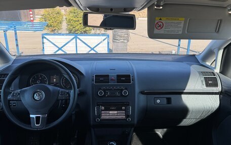 Volkswagen Touran III, 2010 год, 790 000 рублей, 8 фотография