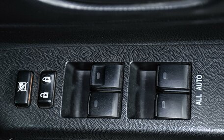 Toyota Wish II, 2010 год, 1 299 000 рублей, 19 фотография