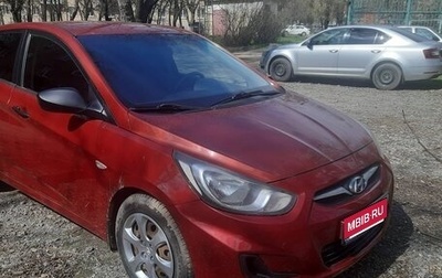 Hyundai Solaris II рестайлинг, 2012 год, 600 000 рублей, 1 фотография