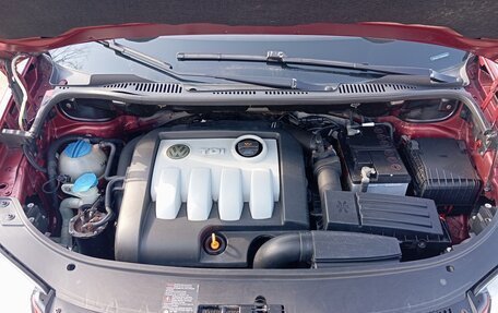 Volkswagen Touran III, 2008 год, 700 000 рублей, 2 фотография