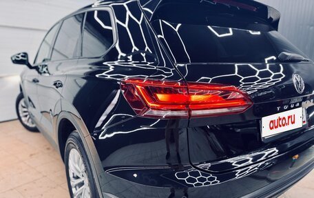 Volkswagen Touareg III, 2018 год, 3 750 000 рублей, 18 фотография