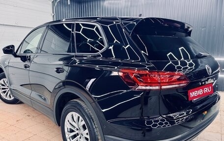 Volkswagen Touareg III, 2018 год, 3 750 000 рублей, 17 фотография