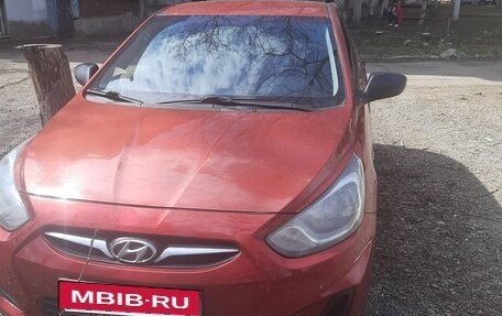 Hyundai Solaris II рестайлинг, 2012 год, 600 000 рублей, 16 фотография