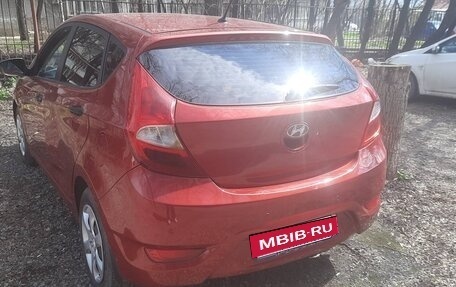 Hyundai Solaris II рестайлинг, 2012 год, 600 000 рублей, 15 фотография