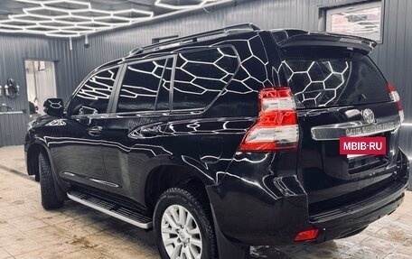 Toyota Land Cruiser Prado 150 рестайлинг 2, 2014 год, 3 150 000 рублей, 6 фотография