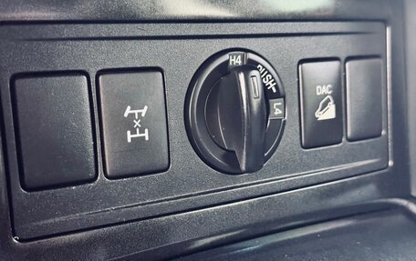 Toyota Land Cruiser Prado 150 рестайлинг 2, 2014 год, 3 150 000 рублей, 26 фотография