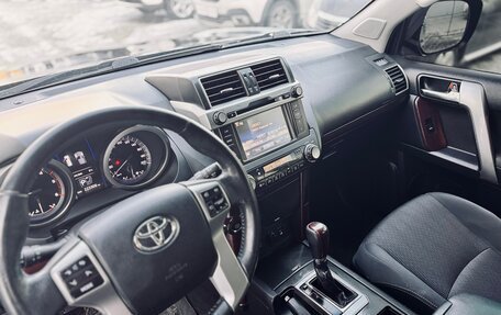 Toyota Land Cruiser Prado 150 рестайлинг 2, 2014 год, 3 150 000 рублей, 29 фотография