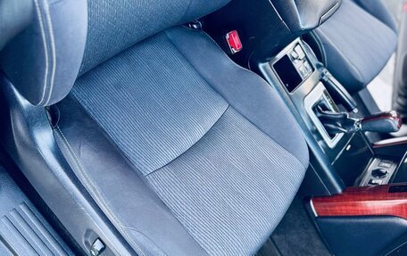 Toyota Land Cruiser Prado 150 рестайлинг 2, 2014 год, 3 150 000 рублей, 36 фотография