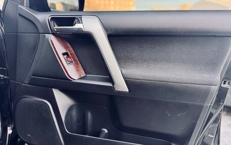 Toyota Land Cruiser Prado 150 рестайлинг 2, 2014 год, 3 150 000 рублей, 34 фотография