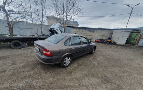 Opel Vectra B рестайлинг, 1998 год, 180 000 рублей, 3 фотография