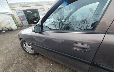 Opel Vectra B рестайлинг, 1998 год, 180 000 рублей, 11 фотография