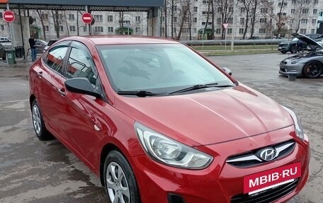 Hyundai Solaris II рестайлинг, 2011 год, 659 000 рублей, 11 фотография