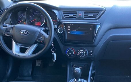 KIA Rio III рестайлинг, 2013 год, 809 000 рублей, 11 фотография