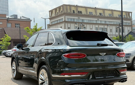 Bentley Bentayga I, 2023 год, 22 890 000 рублей, 4 фотография