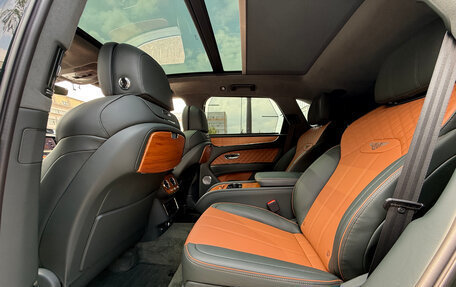 Bentley Bentayga I, 2023 год, 22 890 000 рублей, 13 фотография