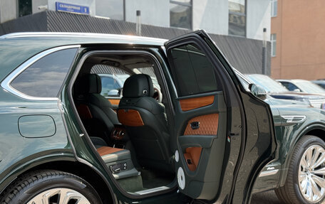 Bentley Bentayga I, 2023 год, 22 890 000 рублей, 14 фотография