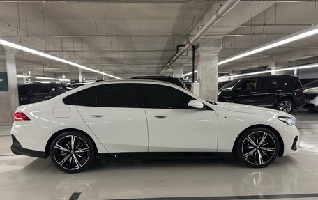 BMW 5 серия, 2025 год, 7 490 000 рублей, 4 фотография