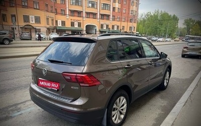 Volkswagen Tiguan II, 2019 год, 2 439 999 рублей, 1 фотография