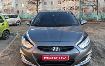 Hyundai Solaris II рестайлинг, 2011 год, 900 000 рублей, 1 фотография