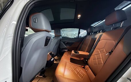 BMW 5 серия, 2025 год, 7 490 000 рублей, 19 фотография