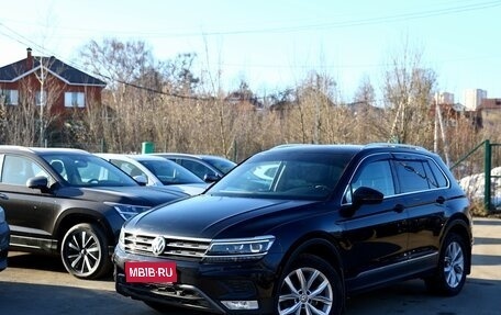Volkswagen Tiguan II, 2017 год, 2 399 999 рублей, 1 фотография