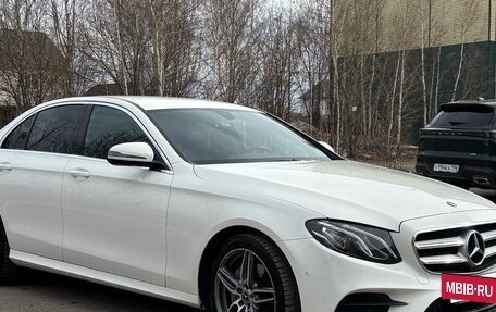 Mercedes-Benz E-Класс, 2019 год, 3 720 000 рублей, 3 фотография