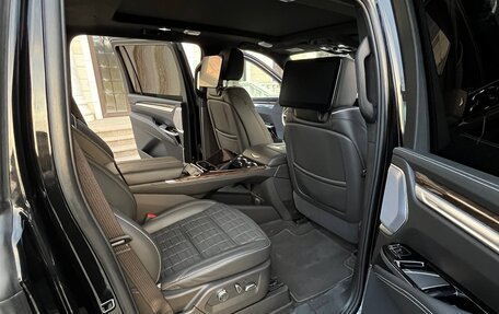 Cadillac Escalade V, 2025 год, 20 490 000 рублей, 2 фотография