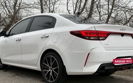 KIA Rio IV, 2021 год, 1 800 000 рублей, 2 фотография