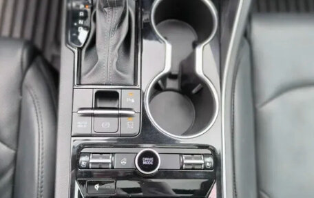 KIA K5, 2023 год, 2 210 000 рублей, 13 фотография