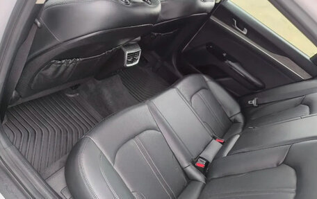 KIA K5, 2023 год, 2 210 000 рублей, 16 фотография