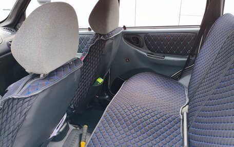 Chevrolet Niva I рестайлинг, 2004 год, 550 000 рублей, 9 фотография