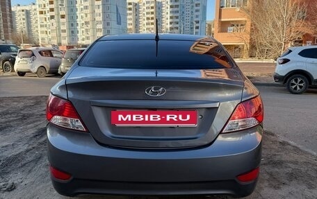 Hyundai Solaris II рестайлинг, 2011 год, 900 000 рублей, 2 фотография