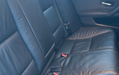 BMW 5 серия, 2004 год, 1 350 000 рублей, 14 фотография