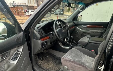 Toyota Land Cruiser Prado 120 рестайлинг, 2006 год, 2 100 000 рублей, 11 фотография