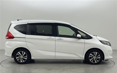 Honda Freed II, 2017 год, 1 410 000 рублей, 4 фотография