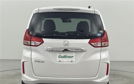 Honda Freed II, 2017 год, 1 410 000 рублей, 5 фотография