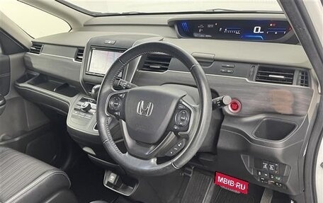Honda Freed II, 2017 год, 1 410 000 рублей, 9 фотография