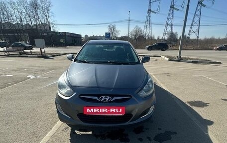 Hyundai Solaris II рестайлинг, 2013 год, 466 000 рублей, 5 фотография