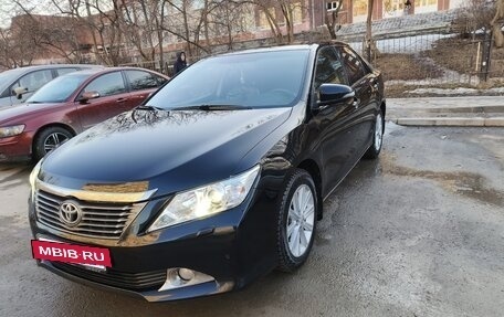 Toyota Camry, 2013 год, 1 650 000 рублей, 2 фотография
