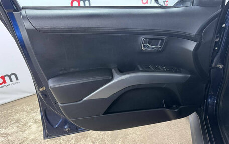 Mitsubishi Outlander III рестайлинг 3, 2009 год, 999 000 рублей, 16 фотография