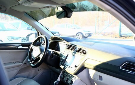 Volkswagen Tiguan II, 2017 год, 2 399 999 рублей, 6 фотография