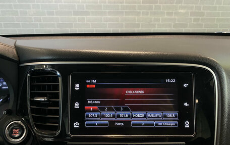 Mitsubishi Outlander III рестайлинг 3, 2019 год, 2 220 000 рублей, 13 фотография