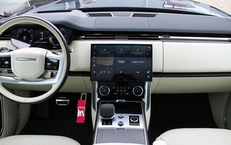 Land Rover Range Rover IV рестайлинг, 2022 год, 14 999 000 рублей, 10 фотография