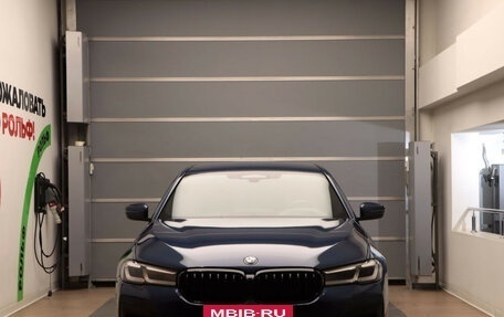 BMW 5 серия, 2020 год, 4 790 000 рублей, 2 фотография