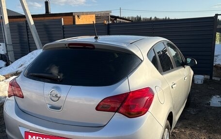 Opel Astra J, 2010 год, 570 000 рублей, 5 фотография