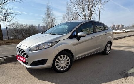 Ford Fiesta, 2015 год, 699 999 рублей, 1 фотография