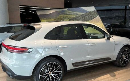 Porsche Macan I рестайлинг, 2025 год, 11 396 670 рублей, 4 фотография