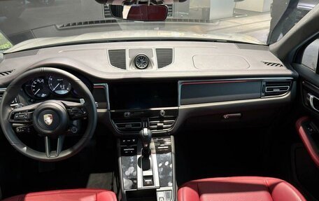 Porsche Macan I рестайлинг, 2025 год, 11 396 670 рублей, 9 фотография