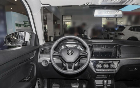 Skoda Kamiq I, 2025 год, 2 250 000 рублей, 9 фотография